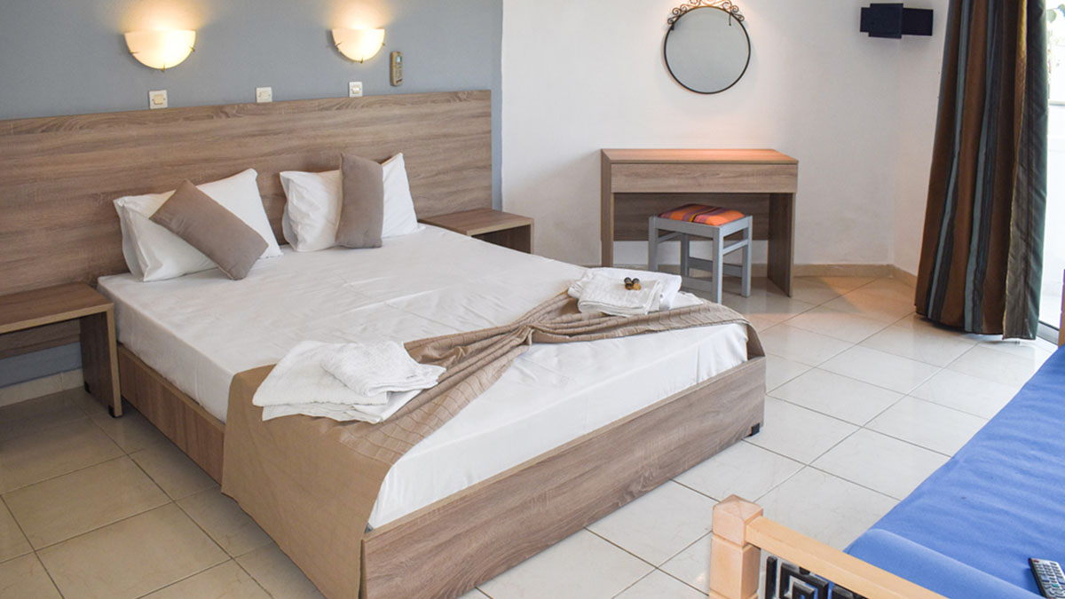 White Palace Studios - NR